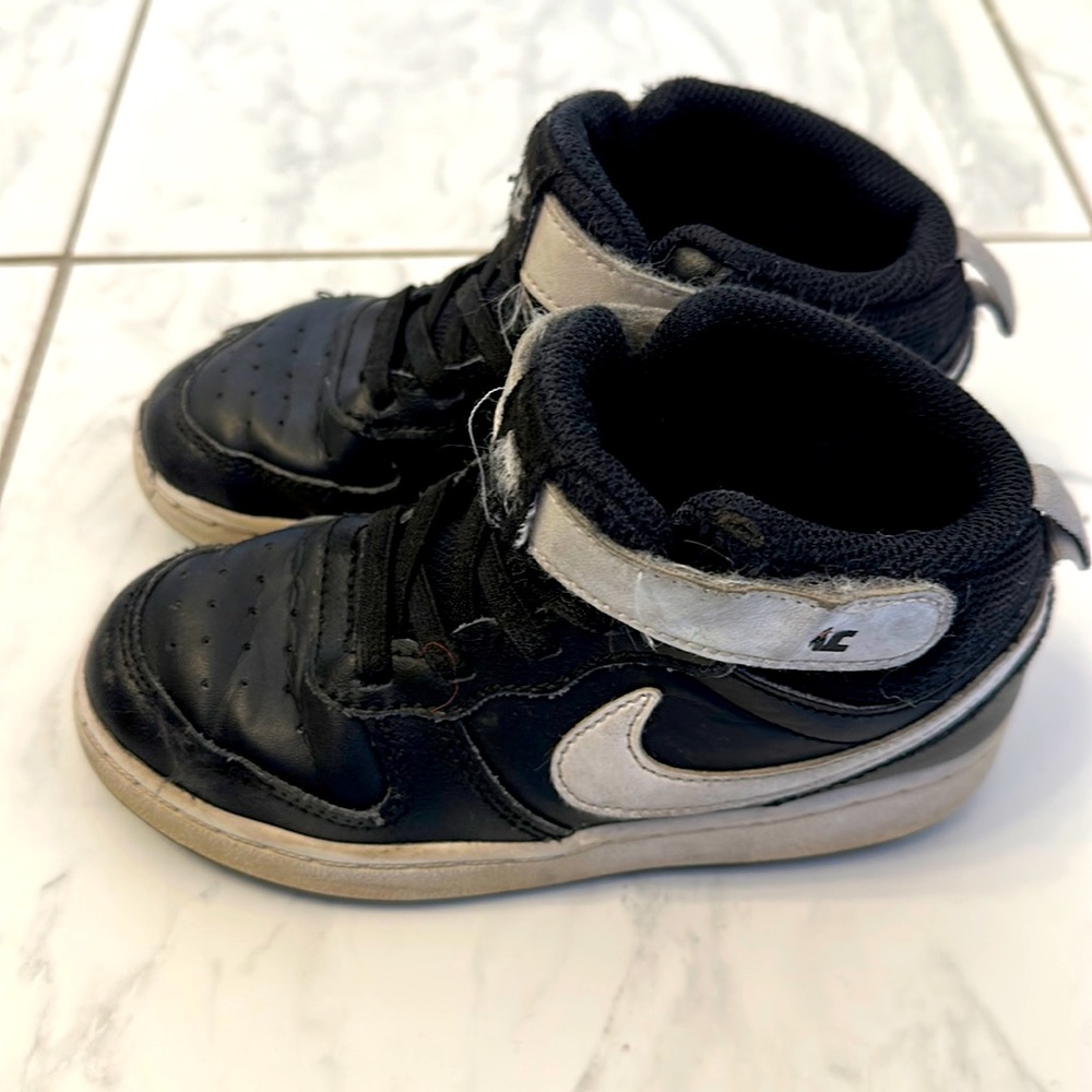 Nike Court Borough sz 9.5 C Child Mid 2 PSV Black CD7783-010, Used